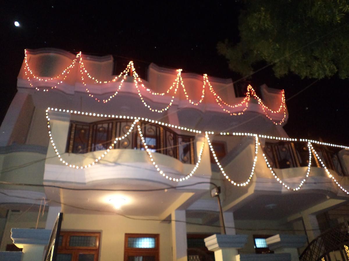 Pratibha Home Stay Jabalpur Luaran gambar